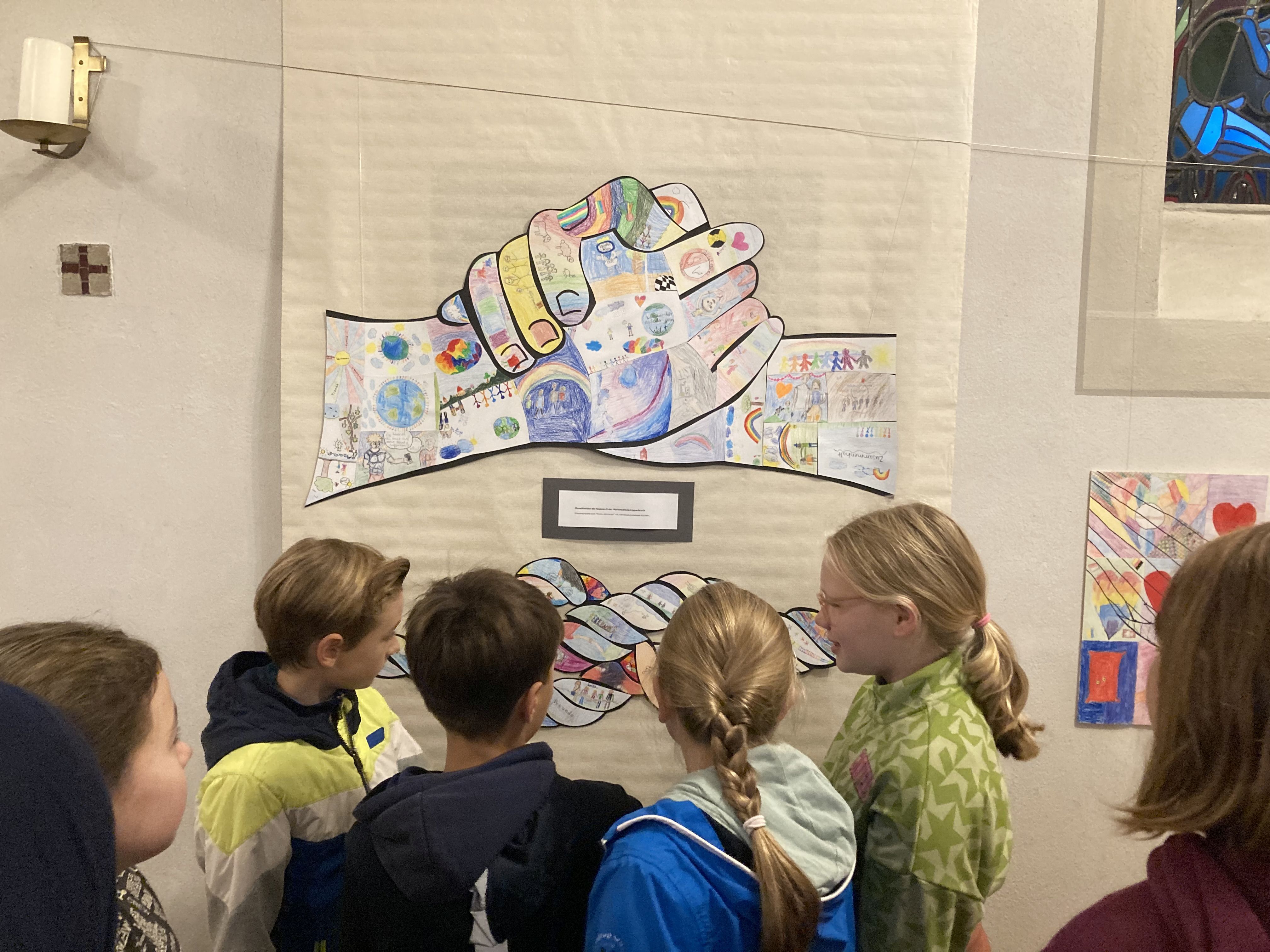 Kunstprojekt: Ausstellung in Maria Frieden